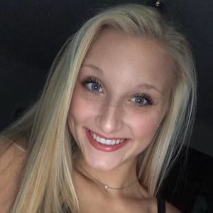 Meet your Posher, Emmi